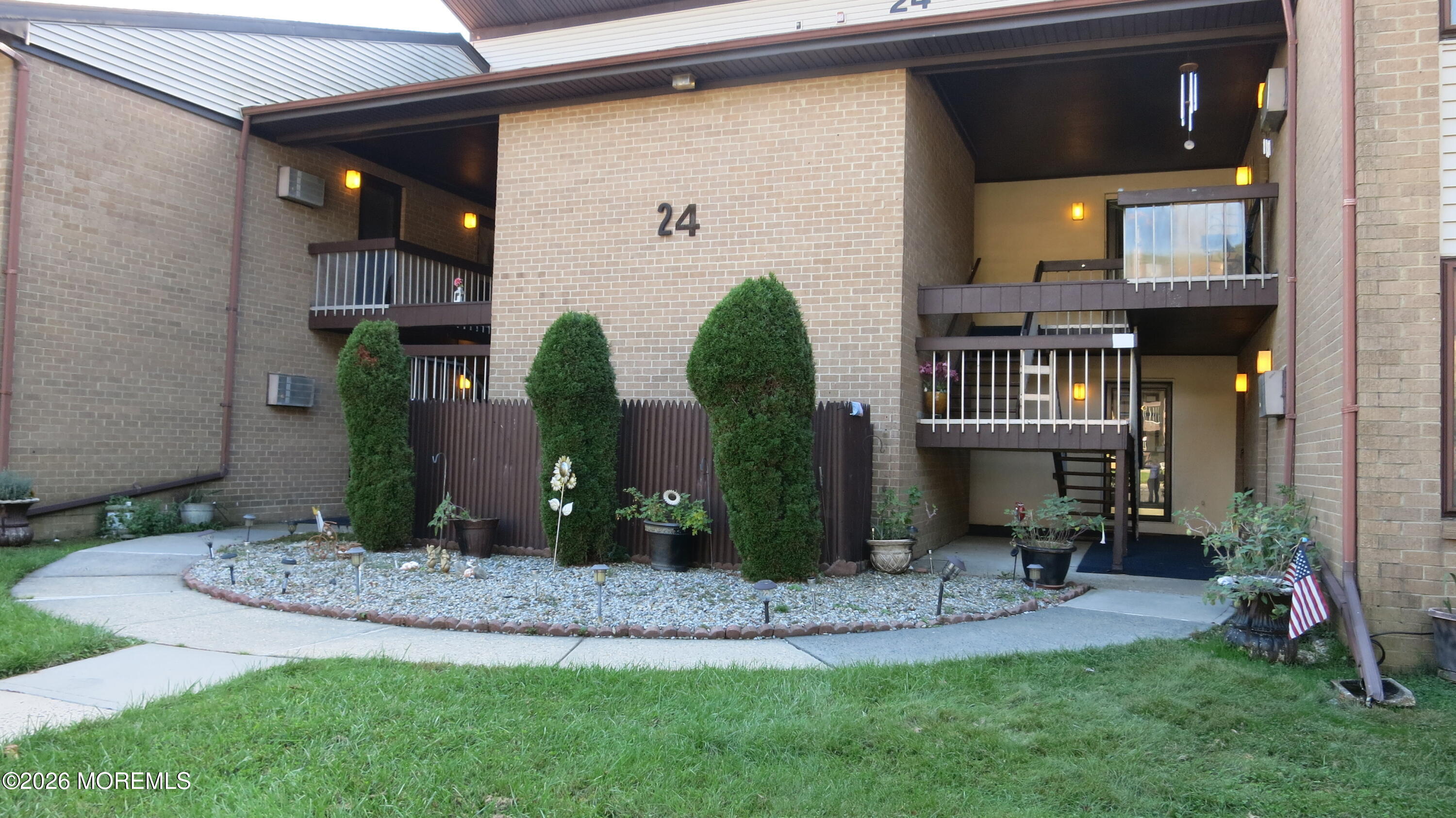 24 E Meadow Green Circle Manalapan NJ 07726