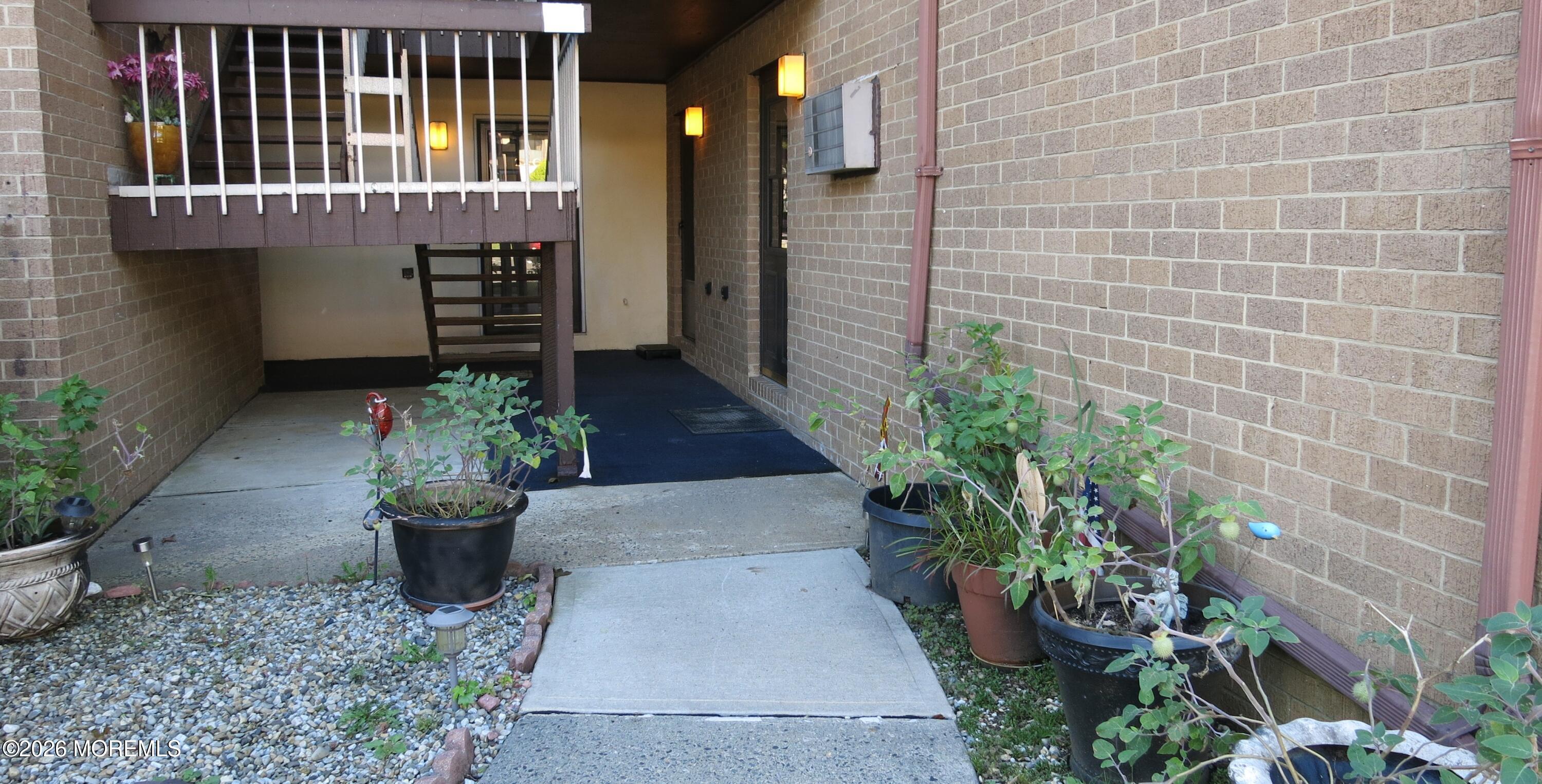 24 E Meadow Green Circle Manalapan NJ 07726