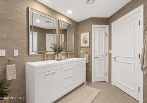 284 Park Avenue Oakhurst NJ 07755