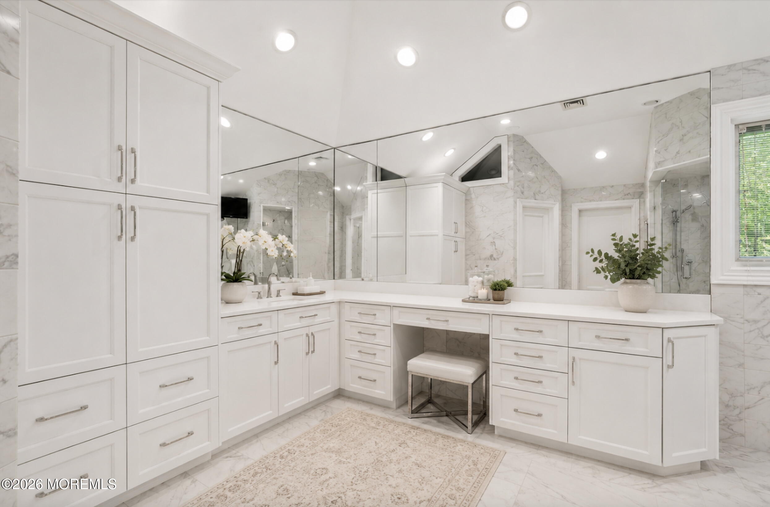 284 Park Avenue Oakhurst NJ 07755