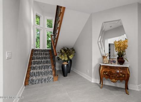 284 Park Avenue Oakhurst NJ 07755