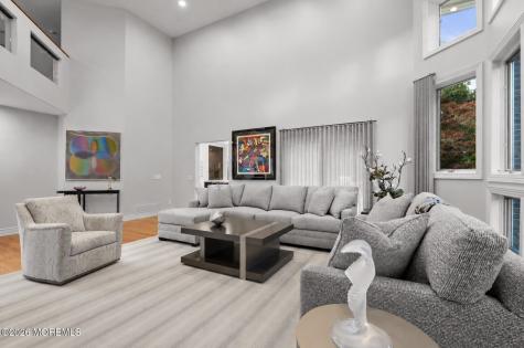 284 Park Avenue Oakhurst NJ 07755