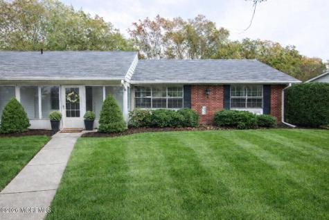 463D Portsmouth Drive Lakewood NJ 08701