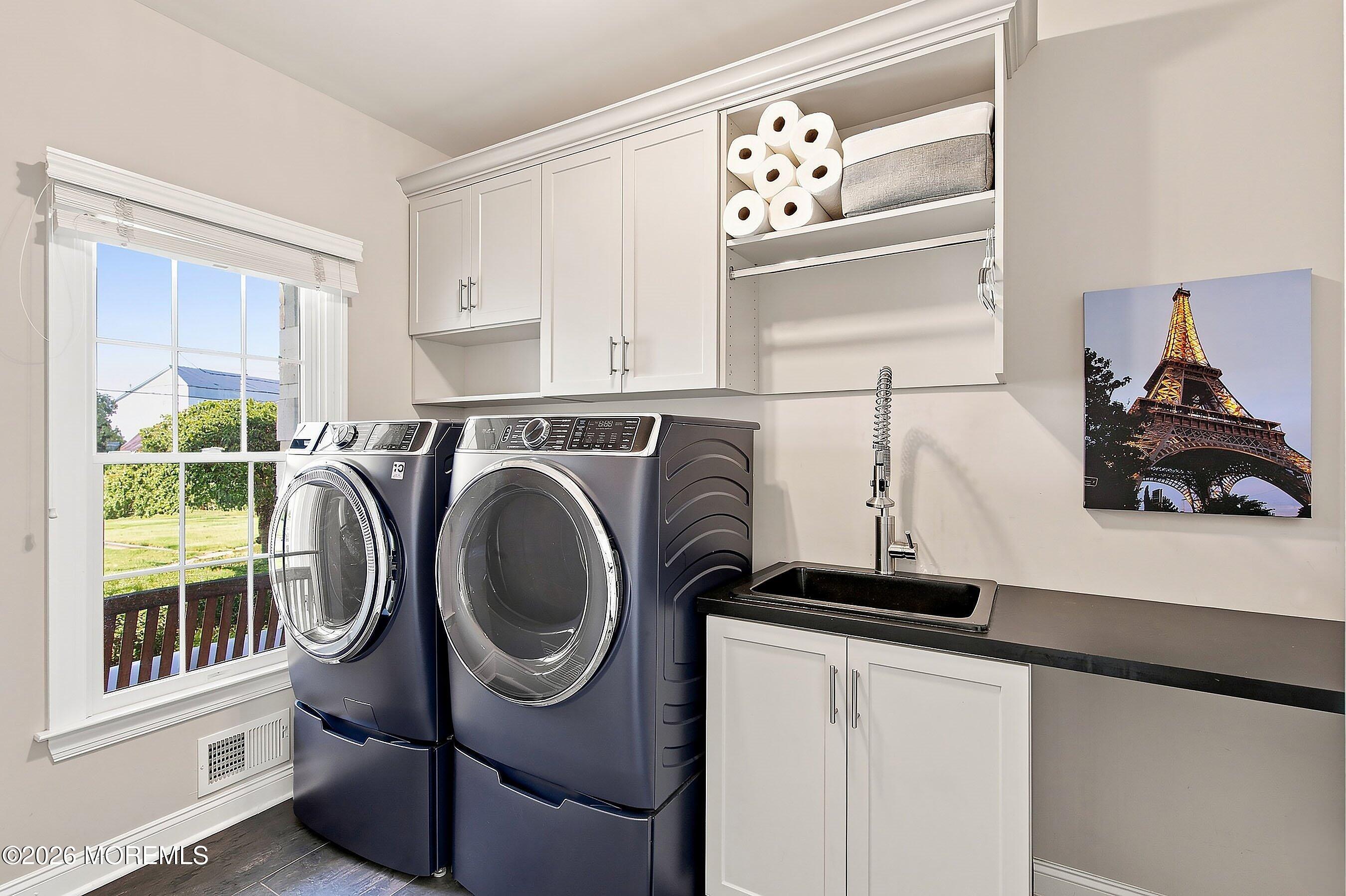 6 Courtney Court Freehold NJ 07728