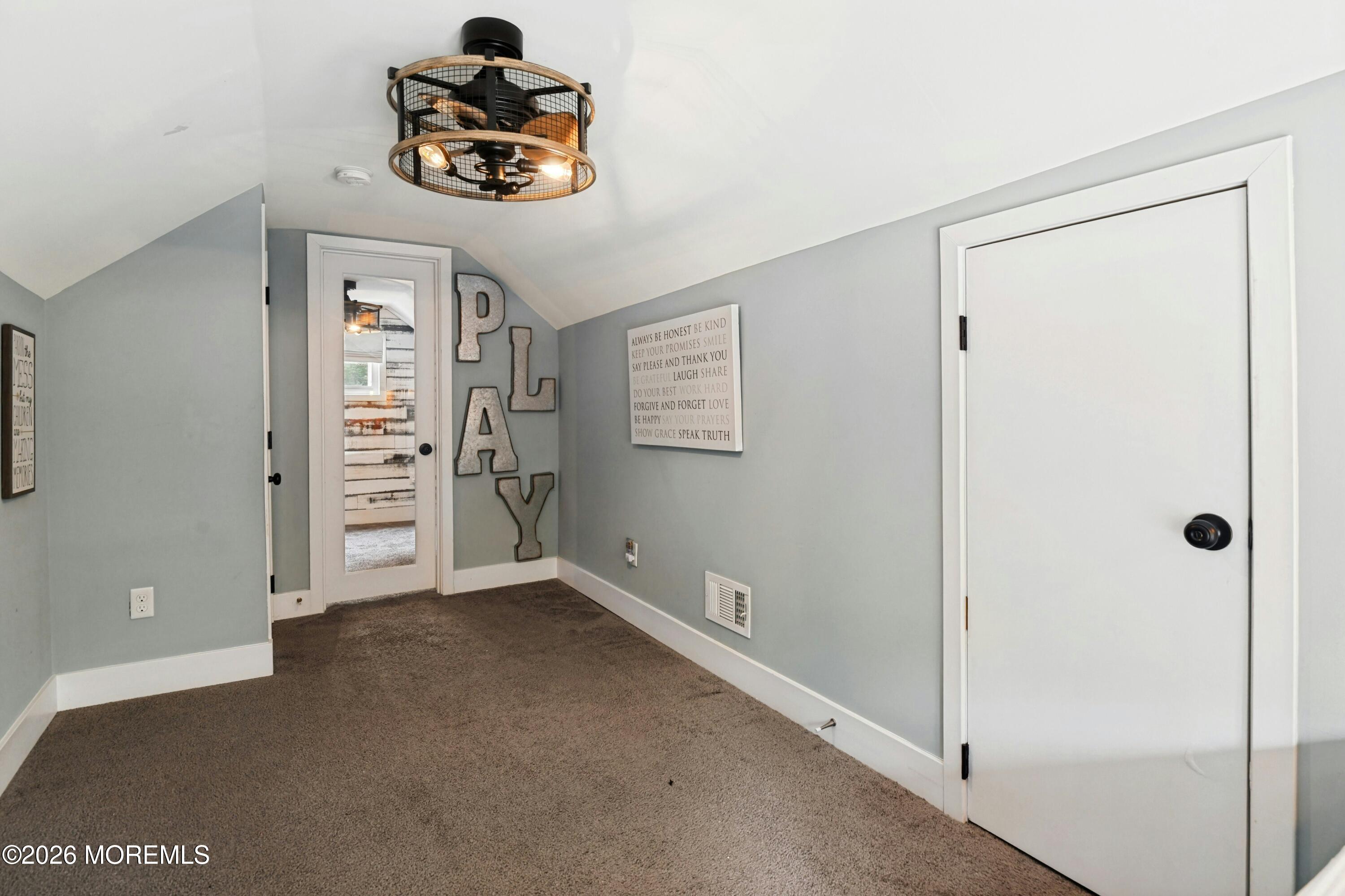 914 Anglesea Avenue Bayville NJ 08721