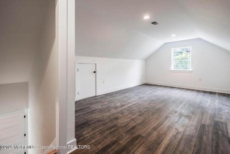 751 Leeward Avenue Beachwood NJ 08722