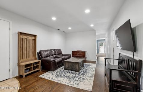 87 New Monmouth Road Middletown NJ 07748