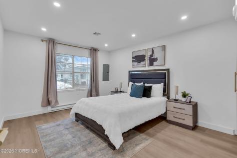 842E Inverness Court Lakewood NJ 08701
