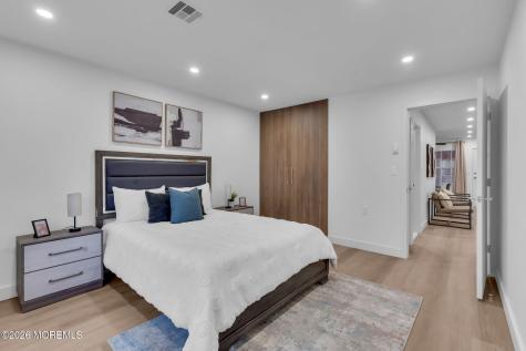 842E Inverness Court Lakewood NJ 08701