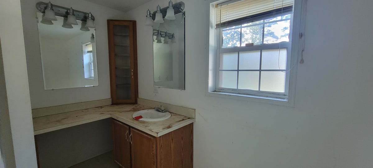 207 Booker Avenue Egg Harbor Twp NJ 08234