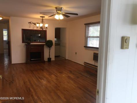 39 Crocus Lane Manchester NJ 08759