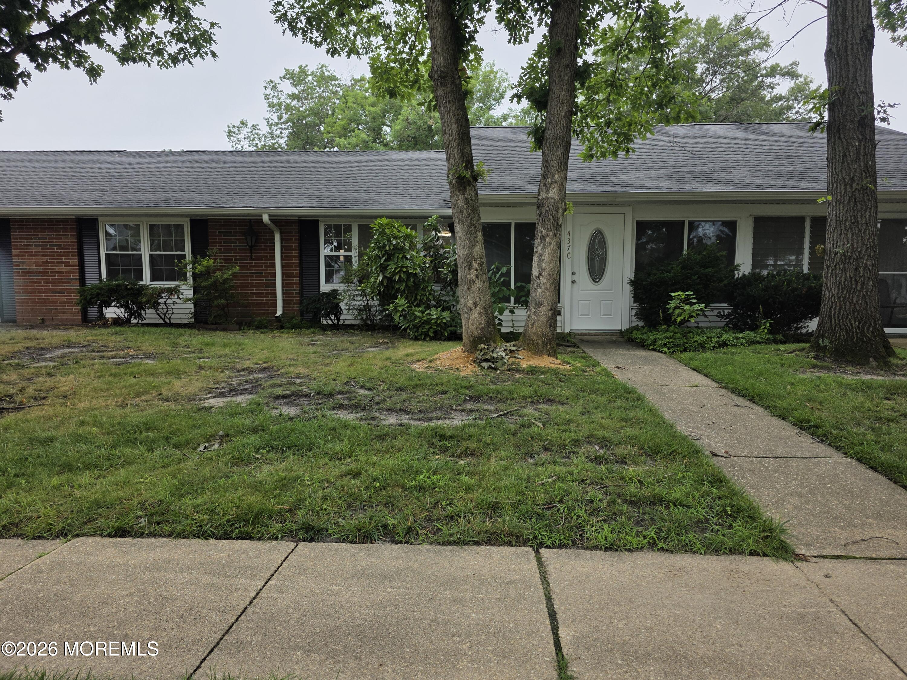 437C Portsmouth Drive Lakewood NJ 08701