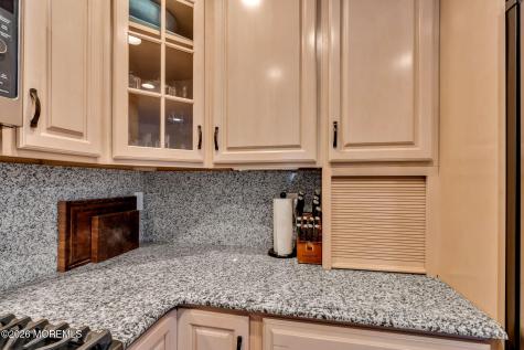 190 Kentucky Way Freehold NJ 07728