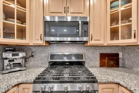 190 Kentucky Way Freehold NJ 07728