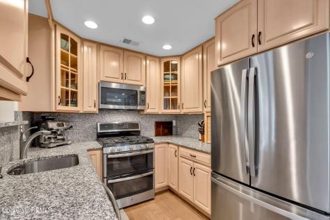 190 Kentucky Way Freehold NJ 07728