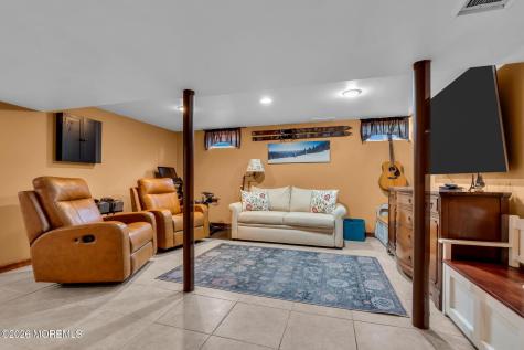 190 Kentucky Way Freehold NJ 07728