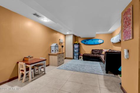 190 Kentucky Way Freehold NJ 07728