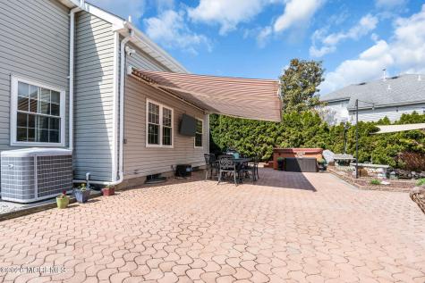 190 Kentucky Way Freehold NJ 07728
