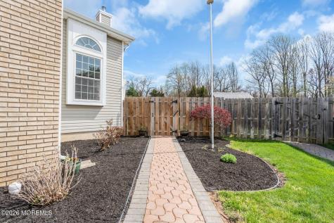 190 Kentucky Way Freehold NJ 07728