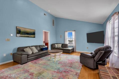 11 Avenue D Manahawkin NJ 08050