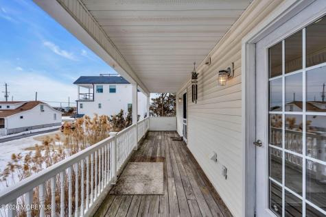 11 Avenue D Manahawkin NJ 08050