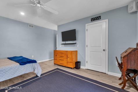 11 Avenue D Manahawkin NJ 08050