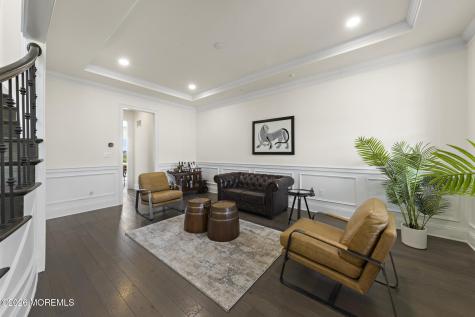 1 Ashbourne Lane Lincroft NJ 07738
