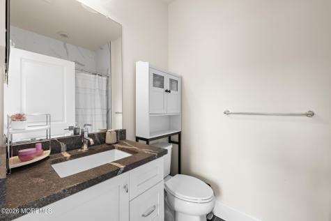 1 Ashbourne Lane Lincroft NJ 07738