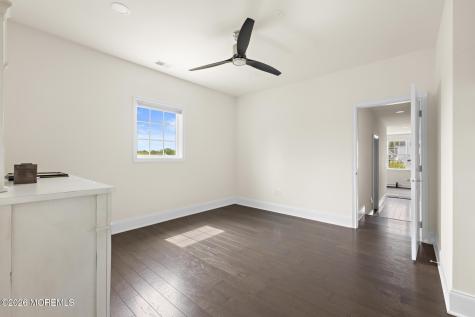 1 Ashbourne Lane Lincroft NJ 07738