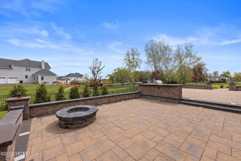 1 Ashbourne Lane Lincroft NJ 07738