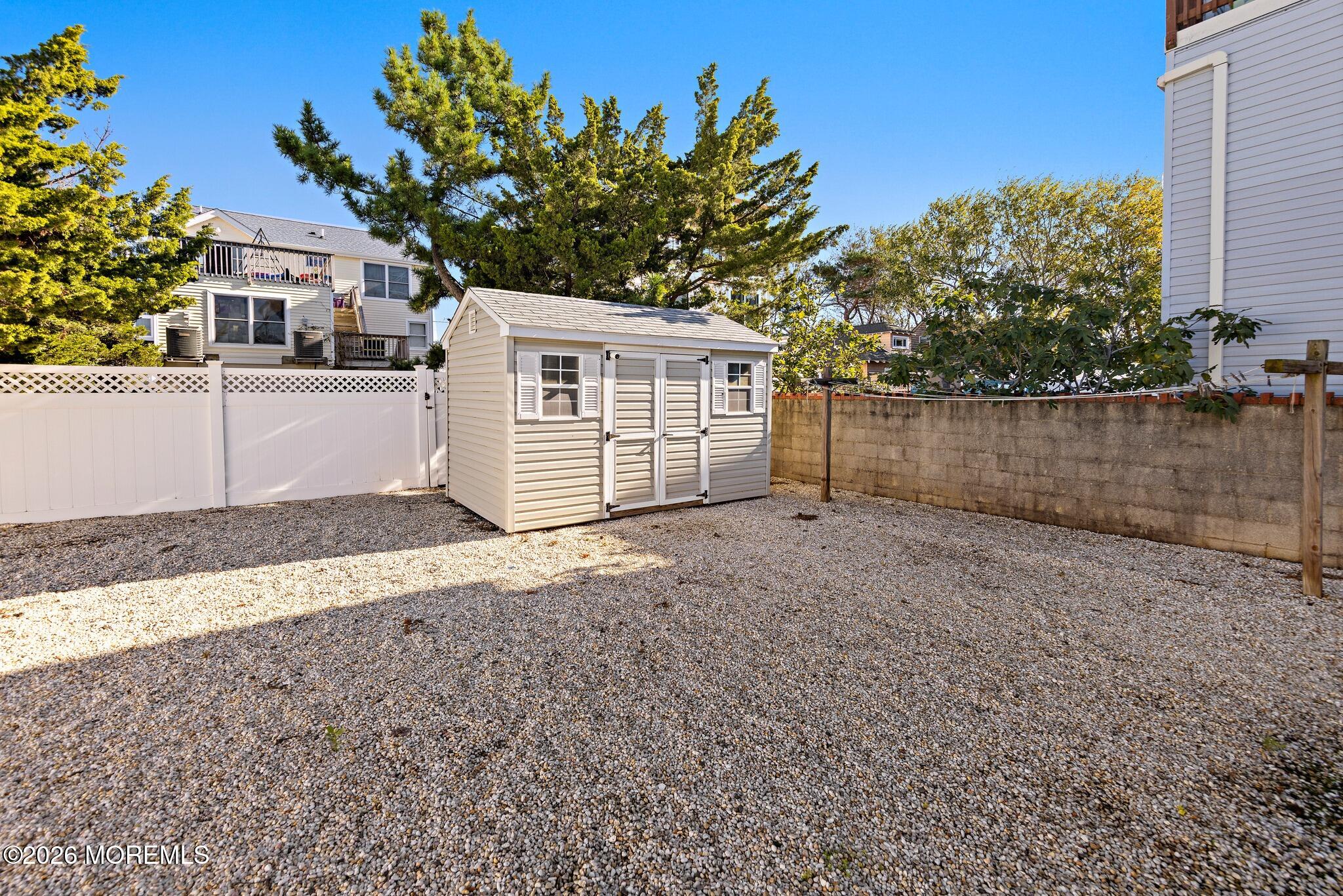 7 E 21st Street Long Beach Twp NJ 08008