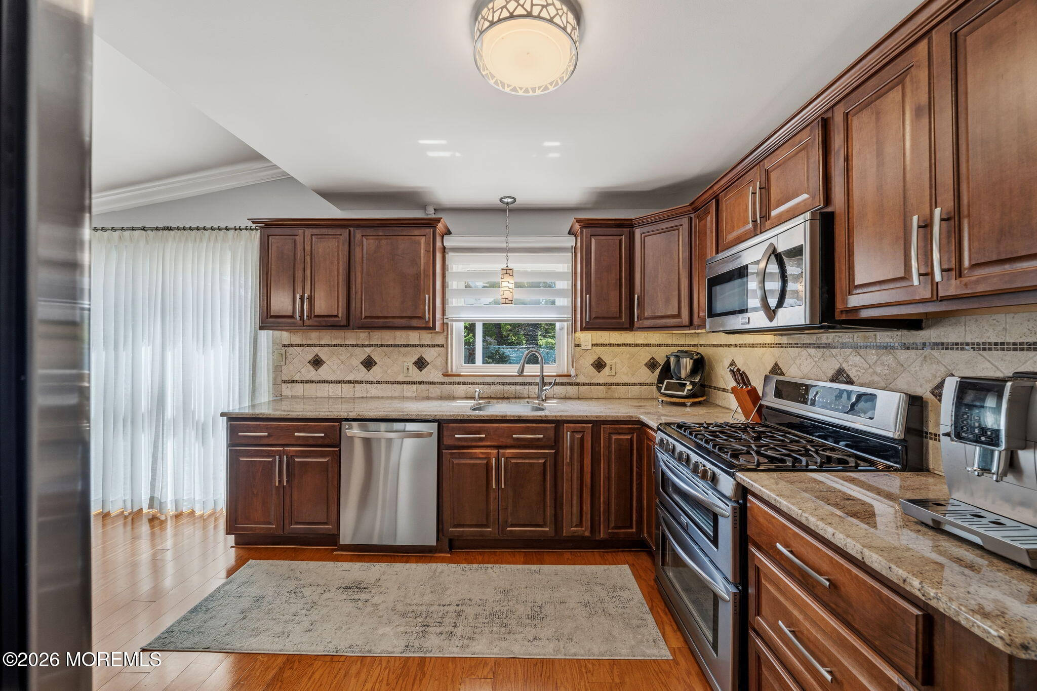 88 Montrose Avenue Colonia NJ 07067