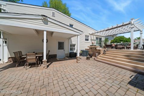 88 Montrose Avenue Colonia NJ 07067