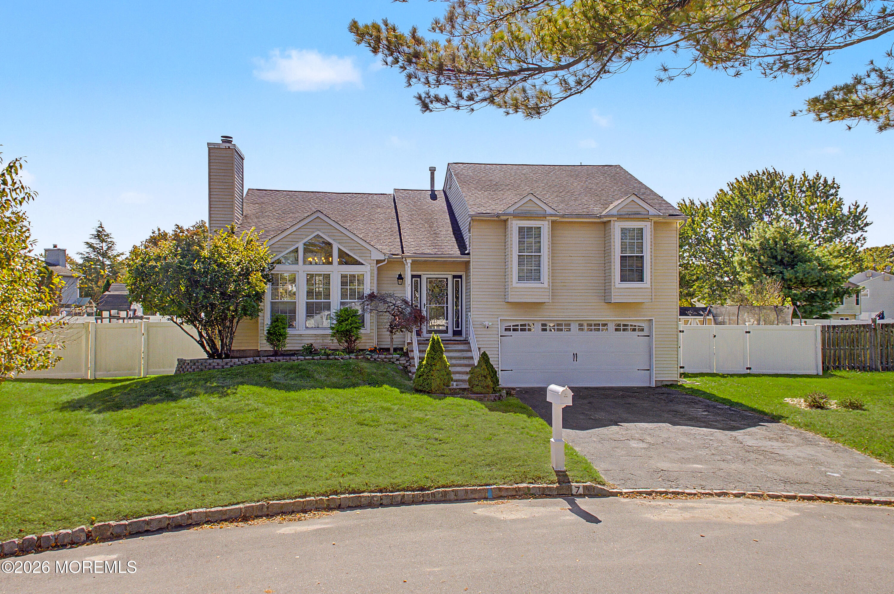 7 Lindner Lane Howell NJ 07731