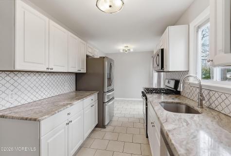 39 Harborage Avenue Bayville NJ 08721