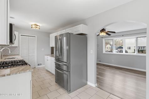 39 Harborage Avenue Bayville NJ 08721