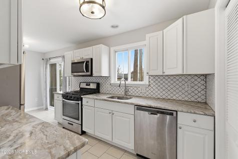 39 Harborage Avenue Bayville NJ 08721