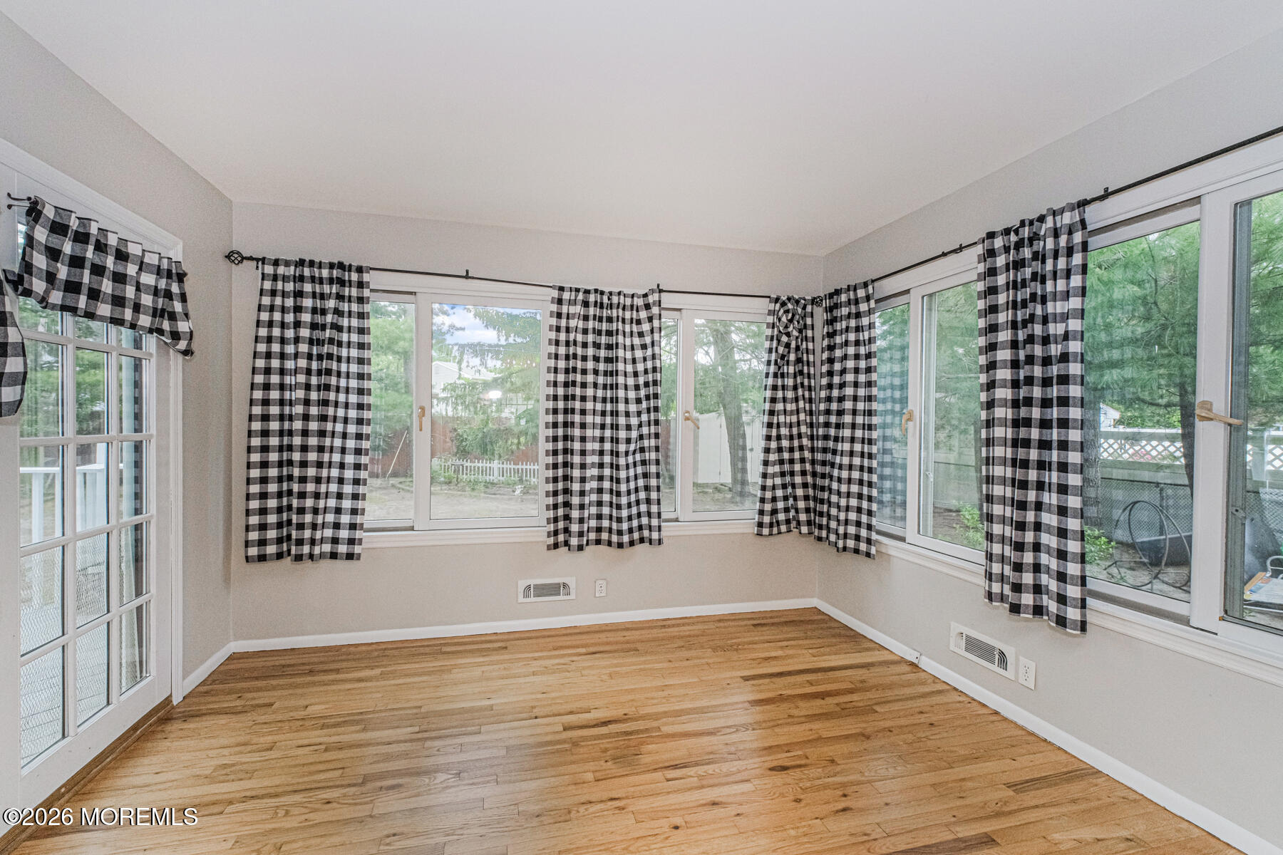 90 Oak Hill Drive Toms River NJ 08753