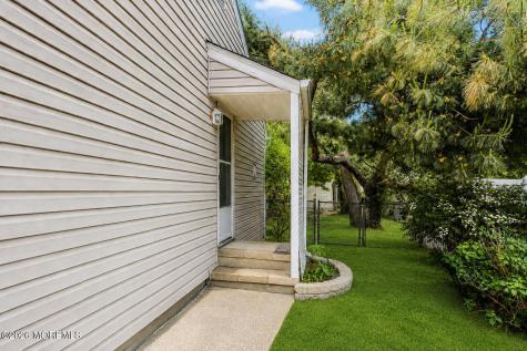 90 Oak Hill Drive Toms River NJ 08753