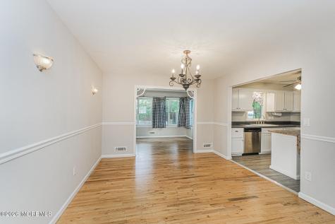 90 Oak Hill Drive Toms River NJ 08753