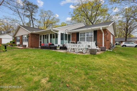 609B Lake Point Drive Lakewood NJ 08701