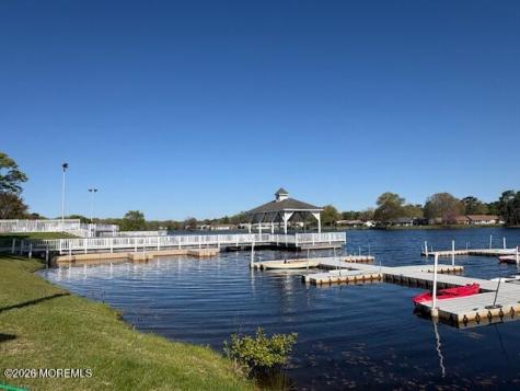 609B Lake Point Drive Lakewood NJ 08701