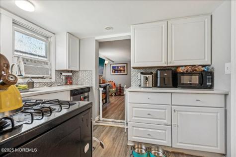 81 River Drive Toms River NJ 08753