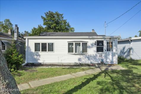 81 River Drive Toms River NJ 08753