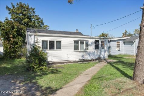 81 River Drive Toms River NJ 08753