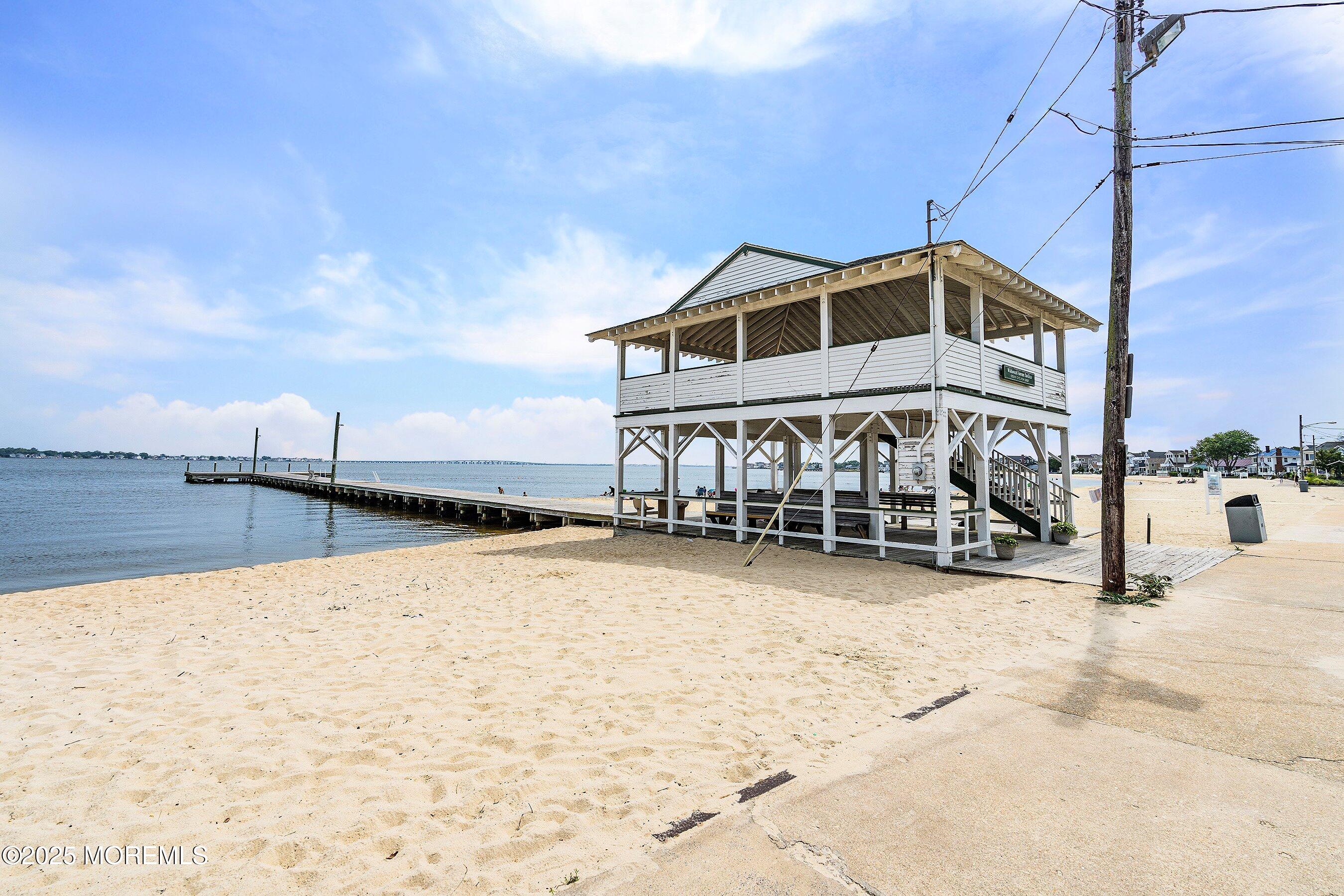32 E Long Branch Avenue Ocean Gate NJ 08740