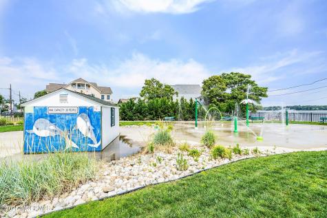 32 E Long Branch Avenue Ocean Gate NJ 08740