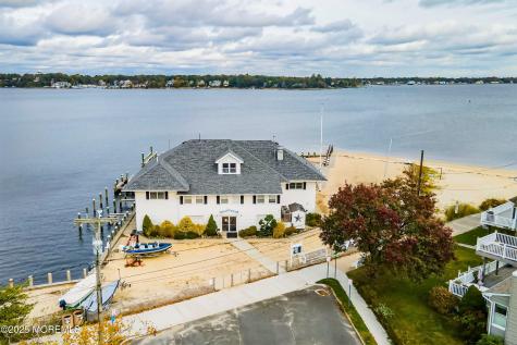 32 E Long Branch Avenue Ocean Gate NJ 08740