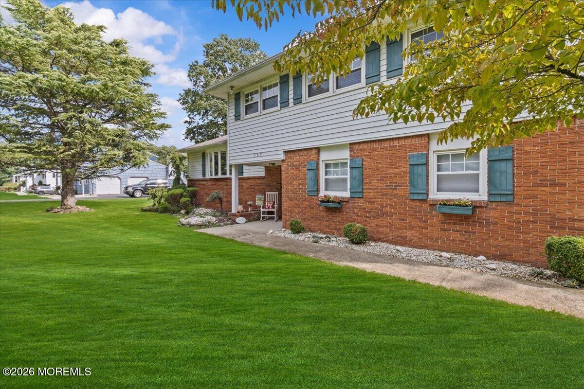 157 Glenbrook Road Freehold NJ 07728