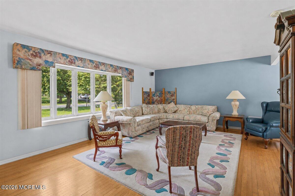 157 Glenbrook Road Freehold NJ 07728